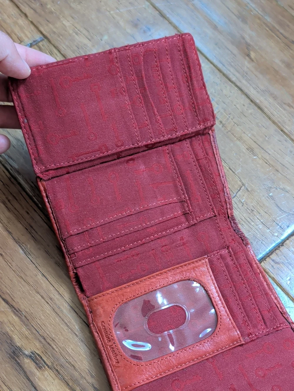 Fossil Red Quad Fold Leather Keyhole Wallet